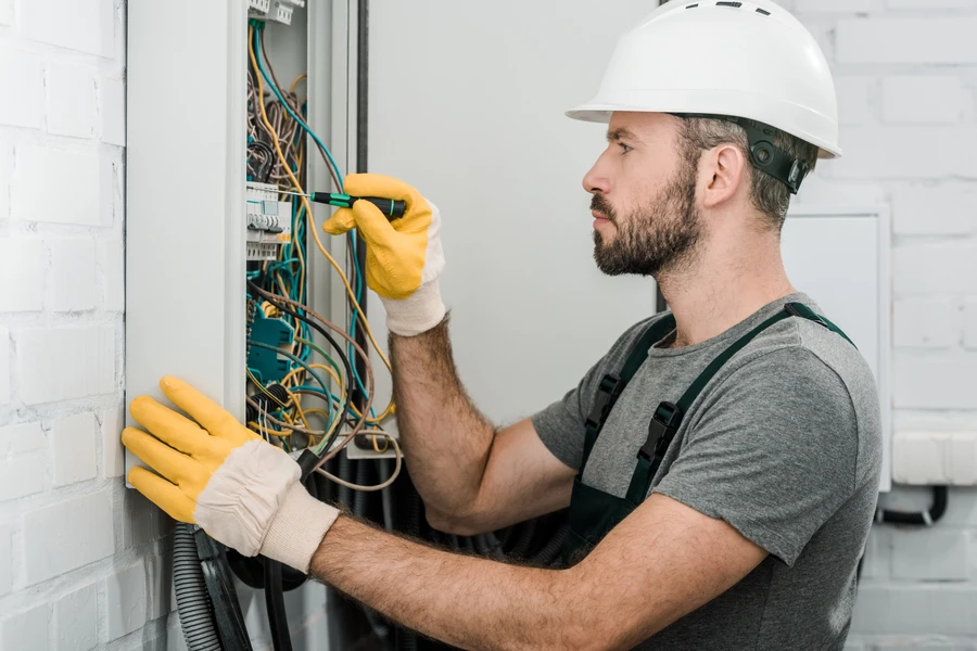 Signs You Need Urgent Electrical Repair Memphis, TN Signs You Need Urgent Electrical Repair Memphis, TN